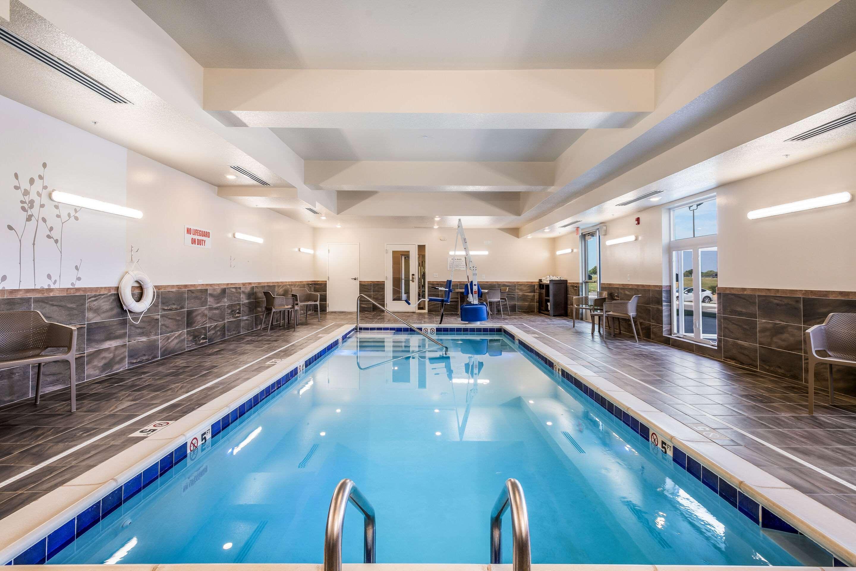 Sleep Inn & Suites Park City-Wichita North Экстерьер фото